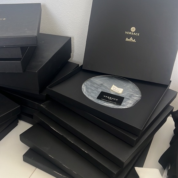 Original Versace Boxes (6 pcs) - Picture 2 of 4